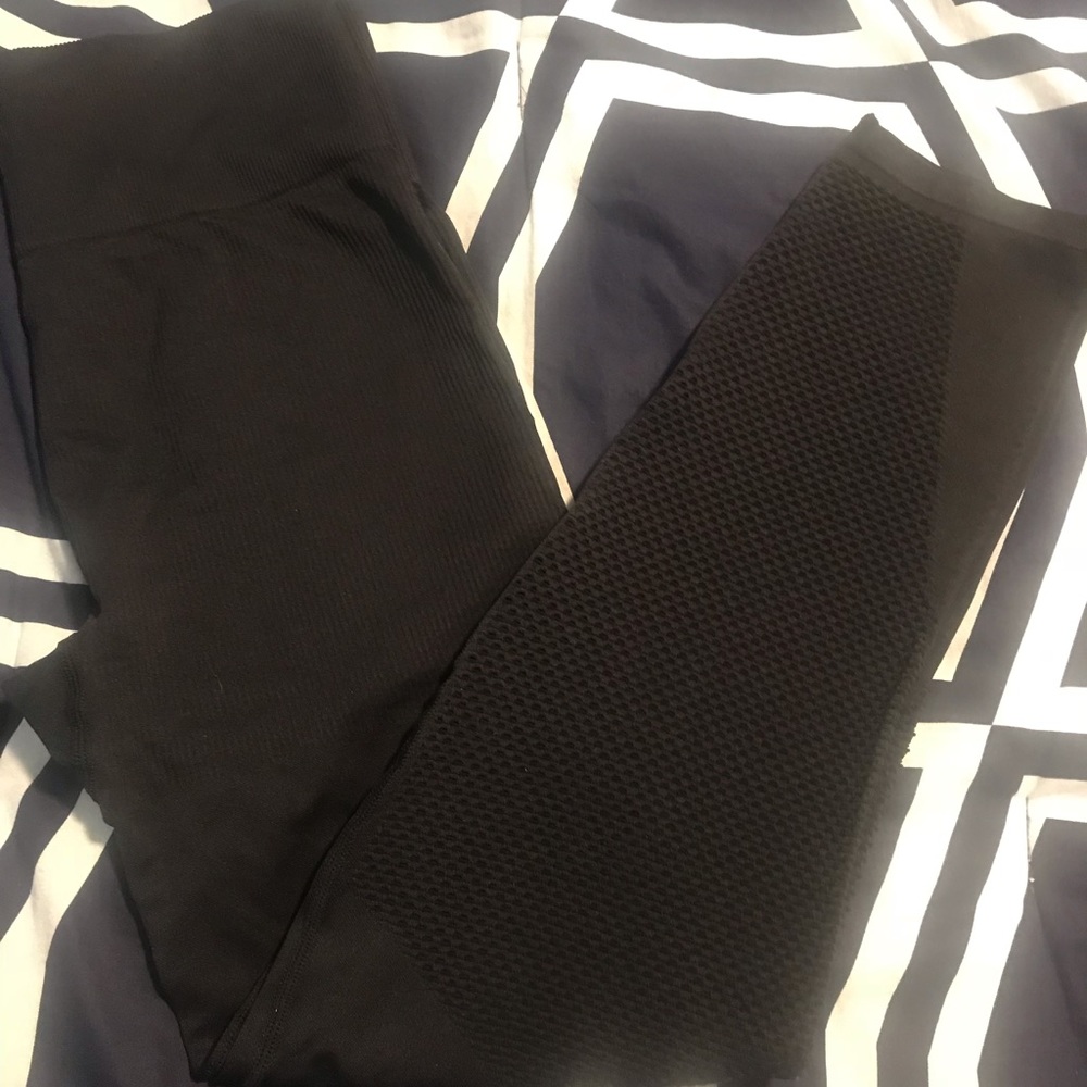 PINK Victoria’s Secret mesh leggings